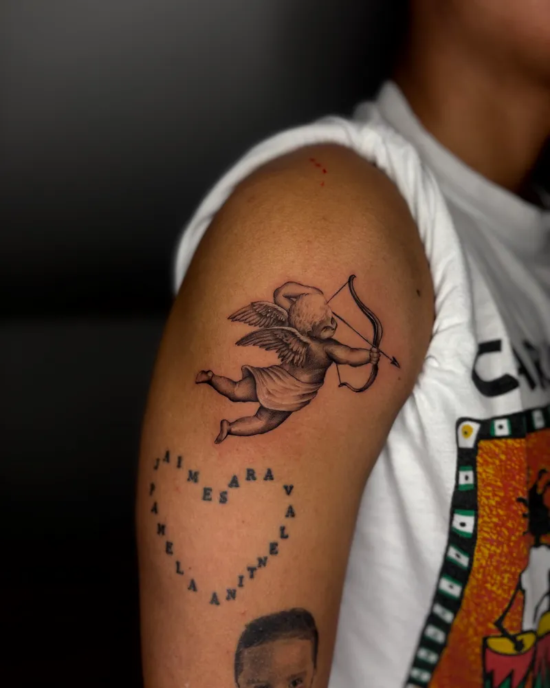 Cherub with bow - Ignorant/micro-realism style